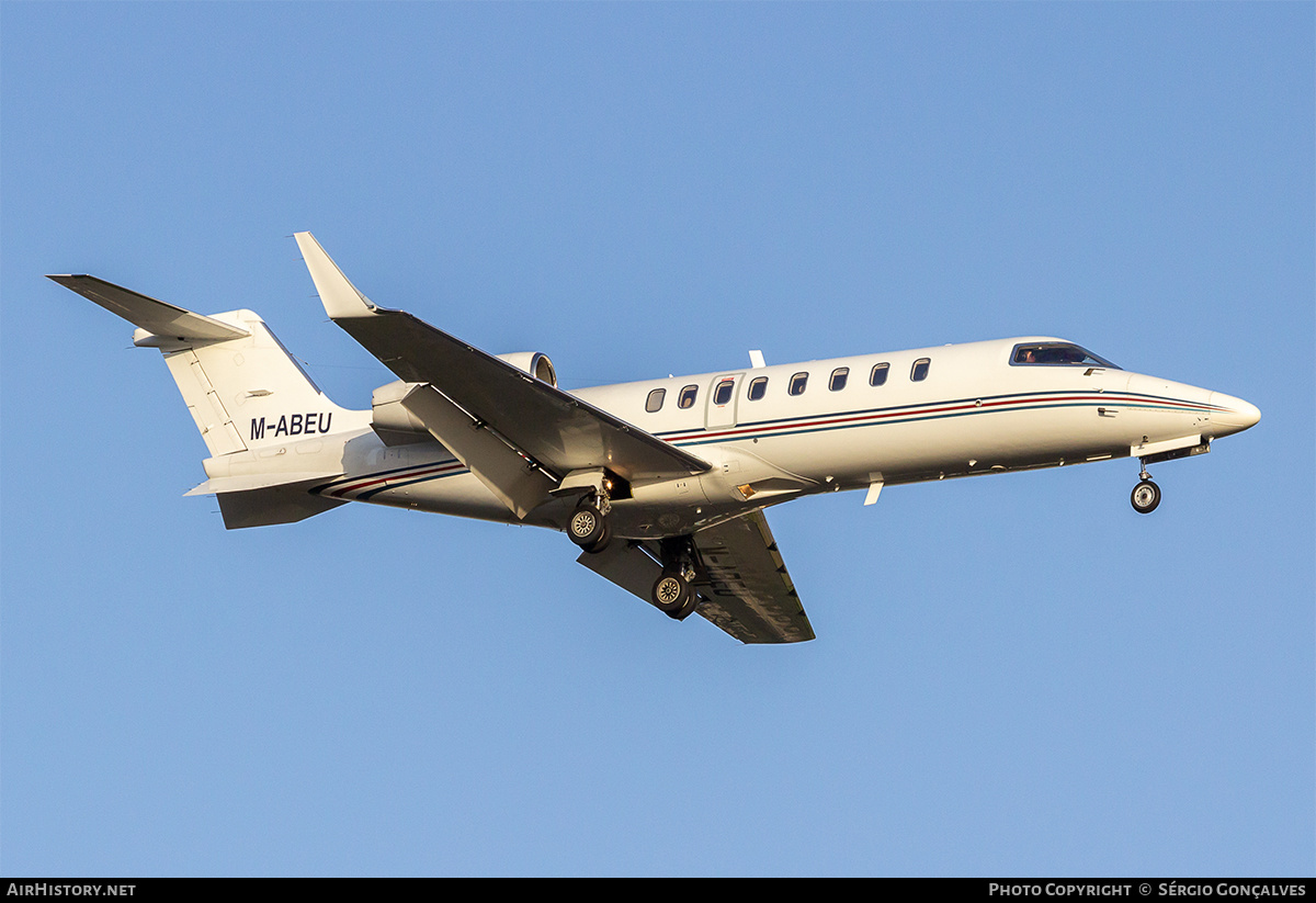 Aircraft Photo of M-ABEU | Learjet 45 | Ryanair | AirHistory.net #622176