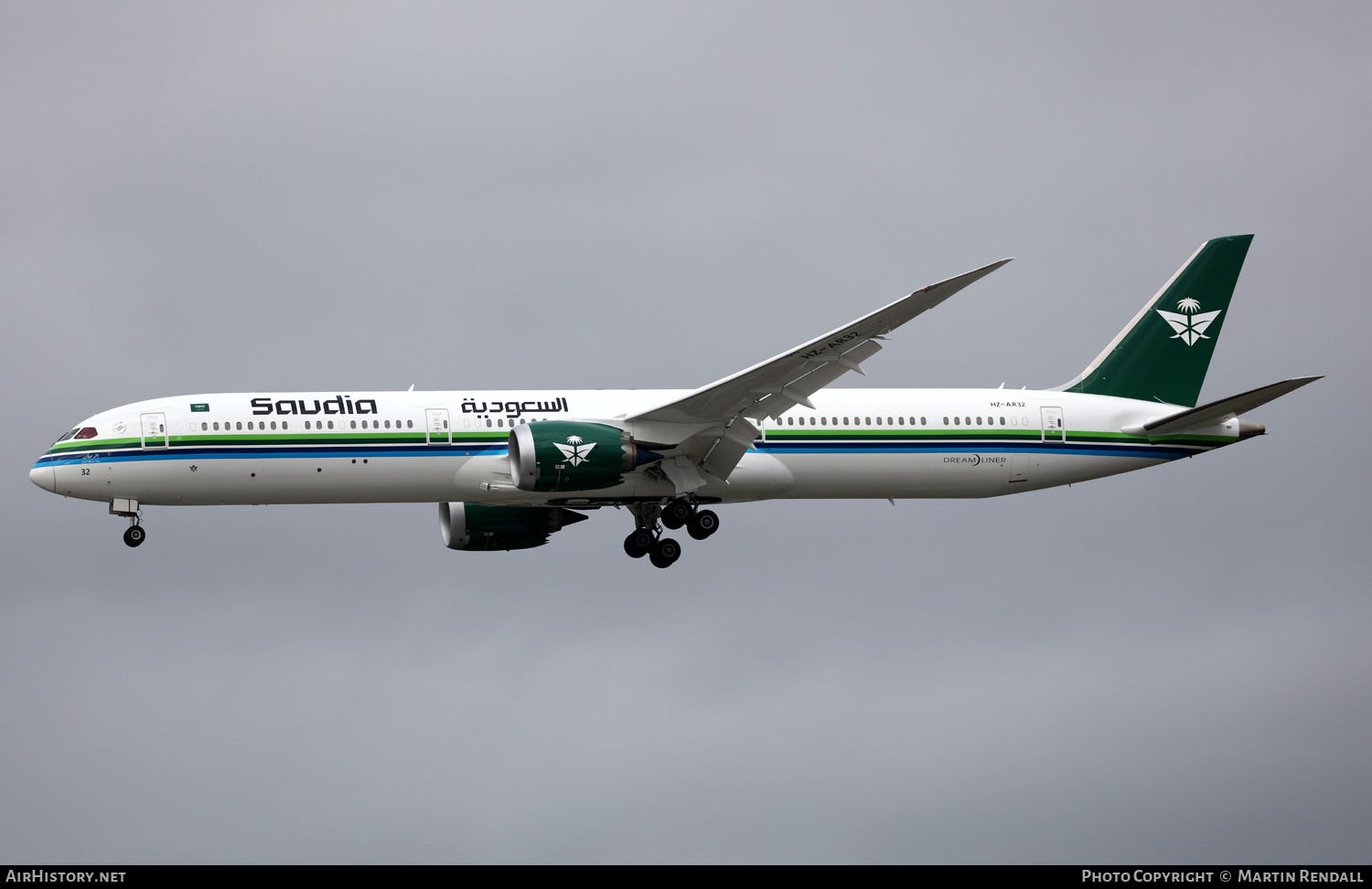 Aircraft Photo of HZ-AR32 | Boeing 787-10 Dreamliner | Saudia - Saudi Arabian Airlines | AirHistory.net #622195