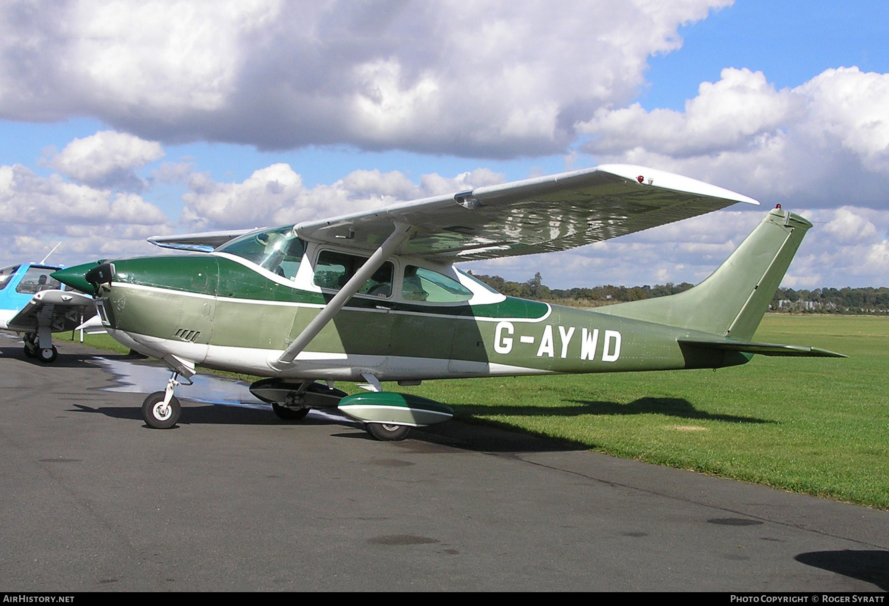Aircraft Photo of G-AYWD | Cessna 182N Skylane | AirHistory.net #622202