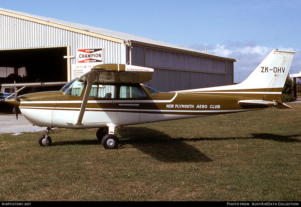 Aircraft Photo of ZK-DHV | Cessna 172M Skyhawk | New Plymouth Aero Club | AirHistory.net #622258