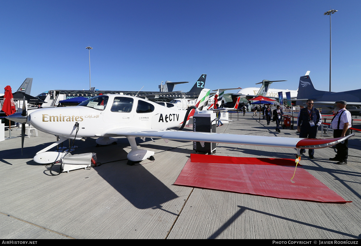 Aircraft Photo of A6-CTV | Cirrus SR-22 G6 | Emirates Flight Training Academy | AirHistory.net #622375