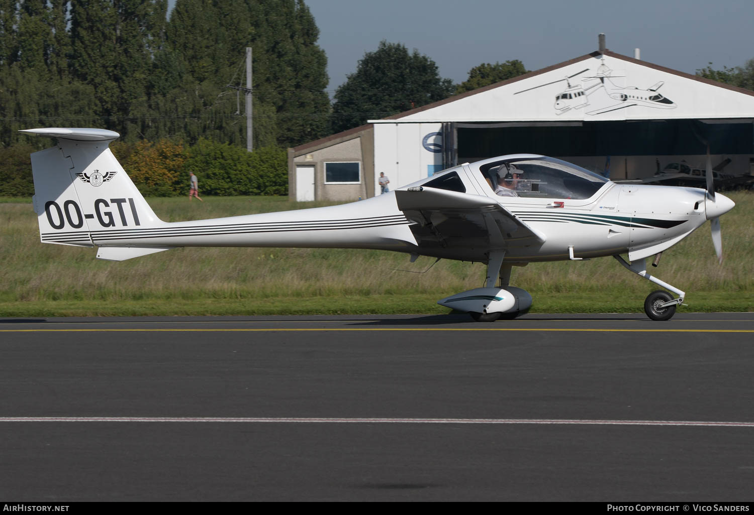 Aircraft Photo of OO-GTI | Diamond DA20C-1 Eclipse | AirHistory.net #622402