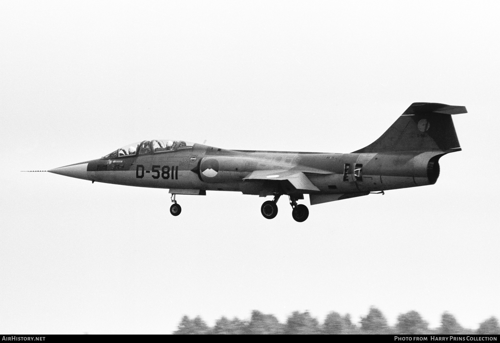 Aircraft Photo of D-5811 | Lockheed TF-104G Starfighter | Netherlands - Air Force | AirHistory.net #622425