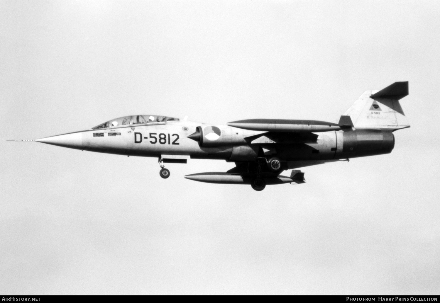 Aircraft Photo of D-5812 | Lockheed TF-104G Starfighter | Netherlands - Air Force | AirHistory.net #622432