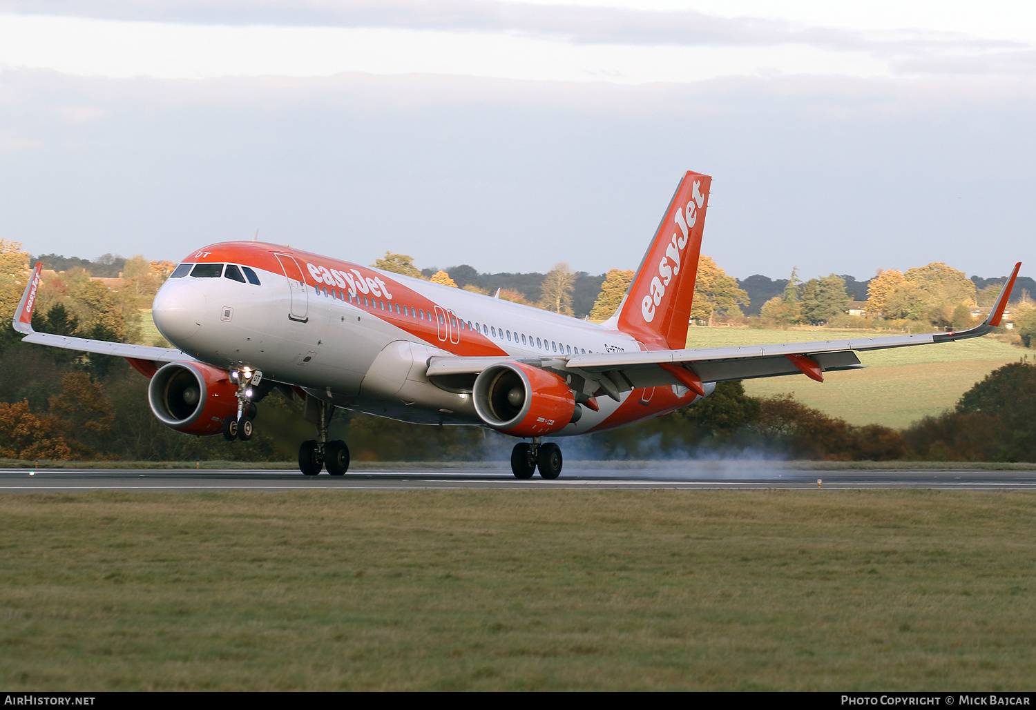 Aircraft Photo of G-EZOT | Airbus A320-214 | EasyJet | AirHistory.net #622472