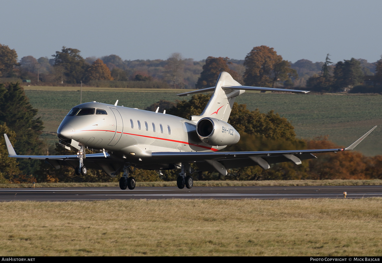 Aircraft Photo of 9H-VCZ | Bombardier Challenger 350 (BD-100-1A10) | AirHistory.net #622493