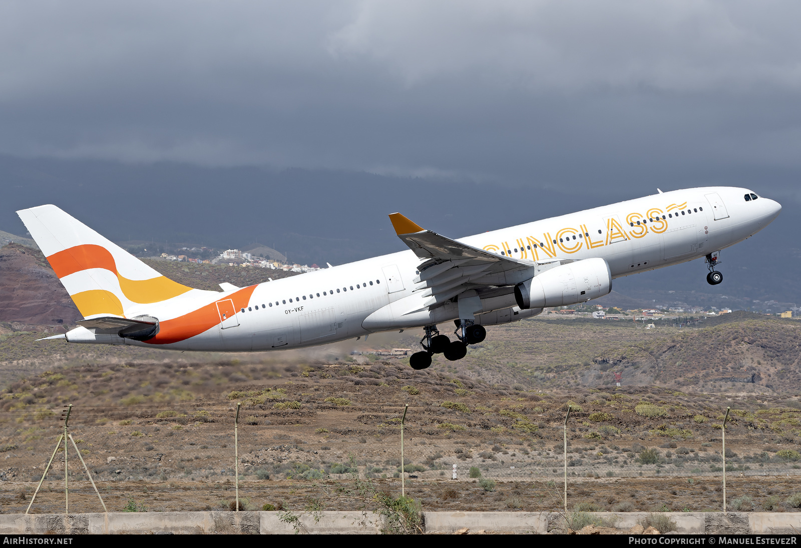 Aircraft Photo of OY-VKF | Airbus A330-243 | Sunclass Airlines | AirHistory.net #622531