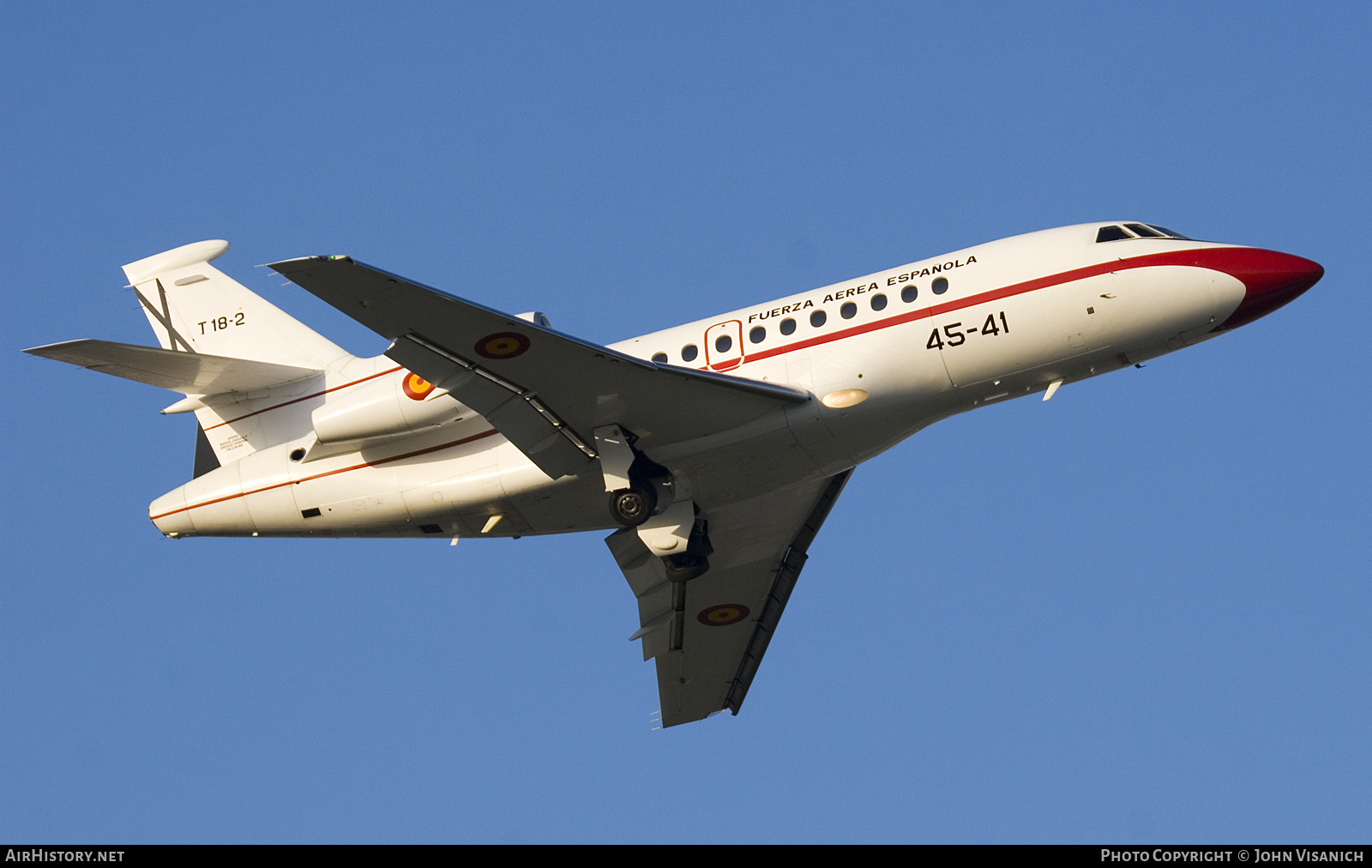 Aircraft Photo of T18-2 | Dassault Falcon 900B | Spain - Air Force | AirHistory.net #622538