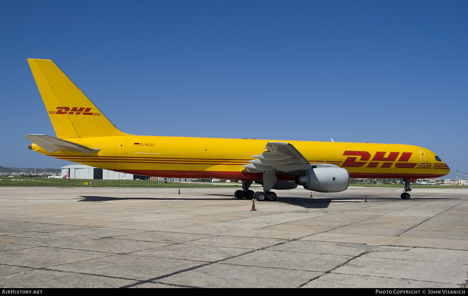 Aircraft Photo of D-ALEI | Boeing 757-236/SF | DHL International | AirHistory.net #622546