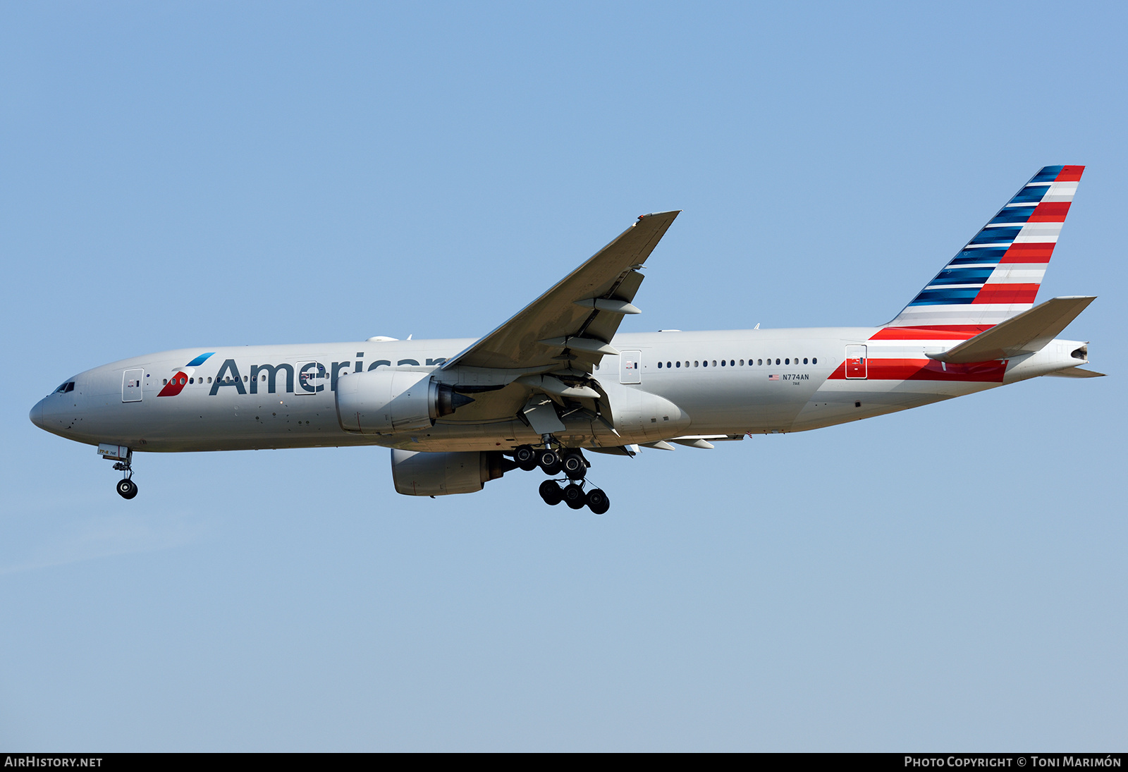Aircraft Photo of N774AN | Boeing 777-223/ER | American Airlines | AirHistory.net #622682