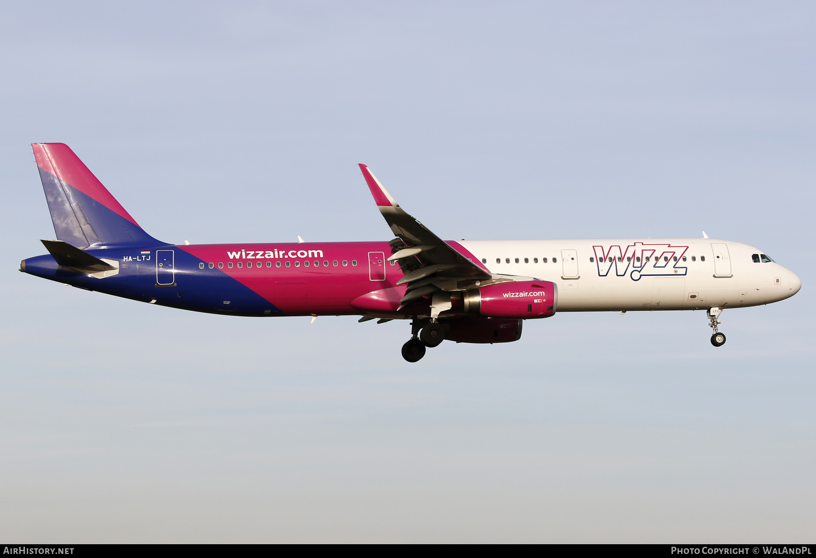 Aircraft Photo of HA-LTJ | Airbus A321-231 | Wizz Air | AirHistory.net #622734