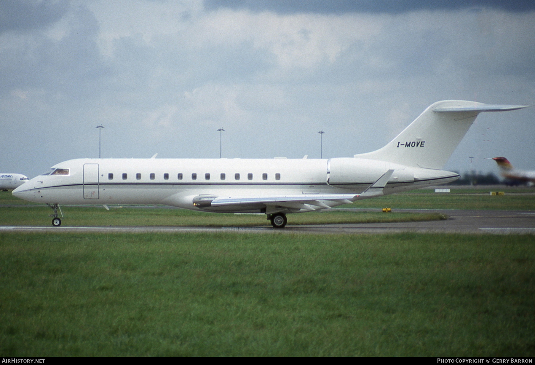 Aircraft Photo of I-MOVE | Bombardier Global Express (BD-700-1A10) | AirHistory.net #622803