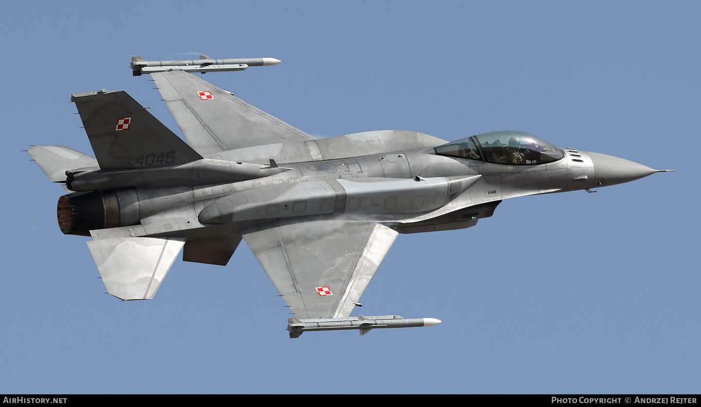 Aircraft Photo of 4046 | Lockheed Martin F-16CJ Fighting Falcon | Poland - Air Force | AirHistory.net #622834