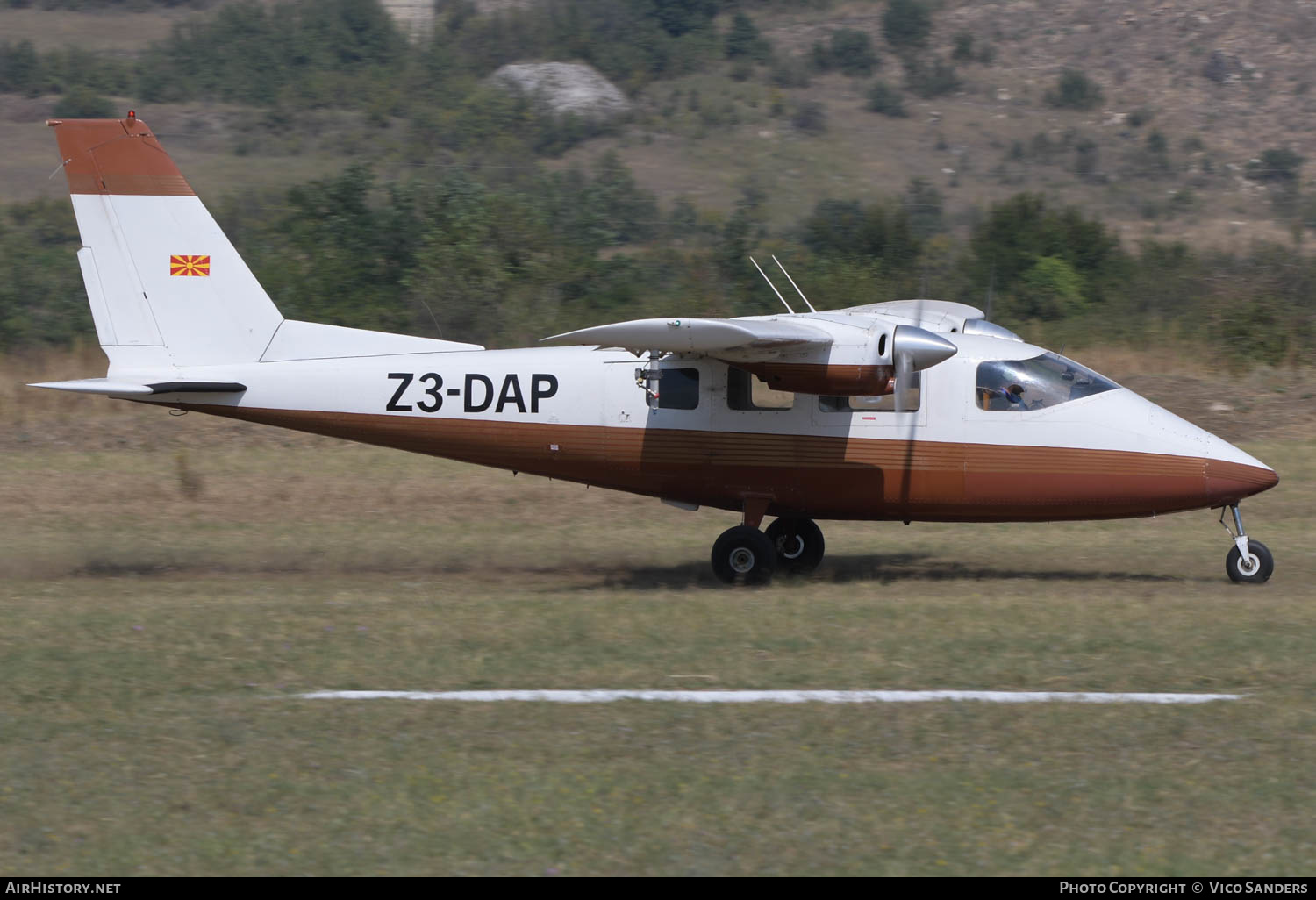 Aircraft Photo of Z3-DAP | Partenavia P-68B | AirHistory.net #622854