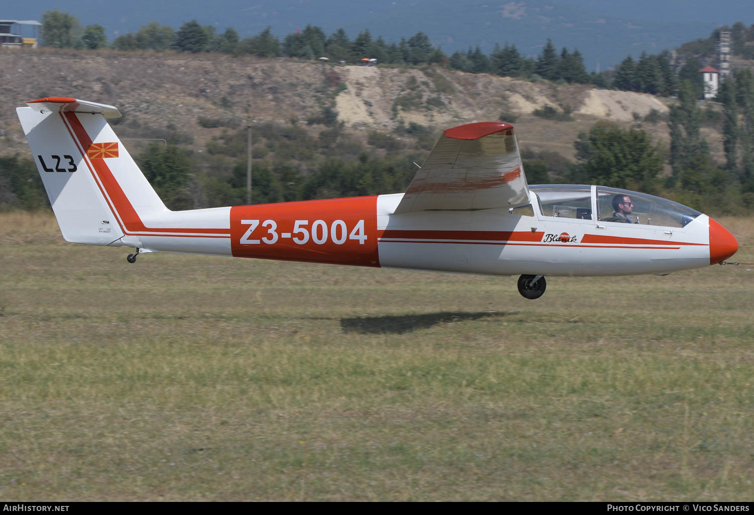 Aircraft Photo of Z3-5004 | Let L-23 Super Blanik | AirHistory.net #622859