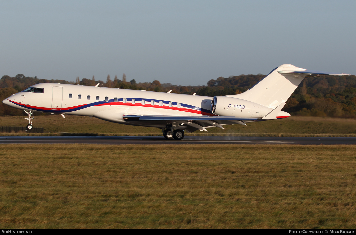Aircraft Photo of G-FOMO | Bombardier Global 6000 (BD-700-1A10) | AirHistory.net #622957