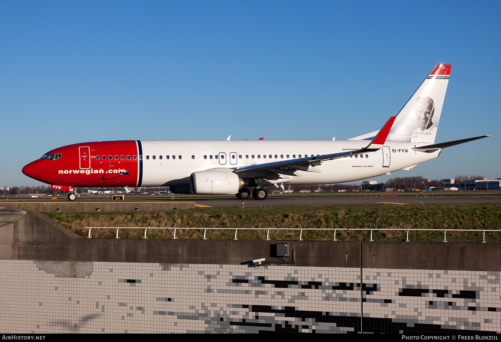 Aircraft Photo of EI-FVW | Boeing 737-800 | Norwegian | AirHistory.net #622991