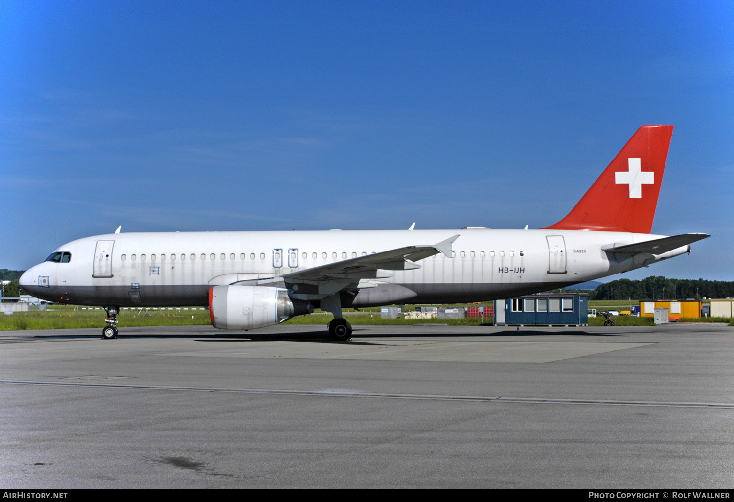 Aircraft Photo of HB-IJH | Airbus A320-214 | Swissair | AirHistory.net #623130