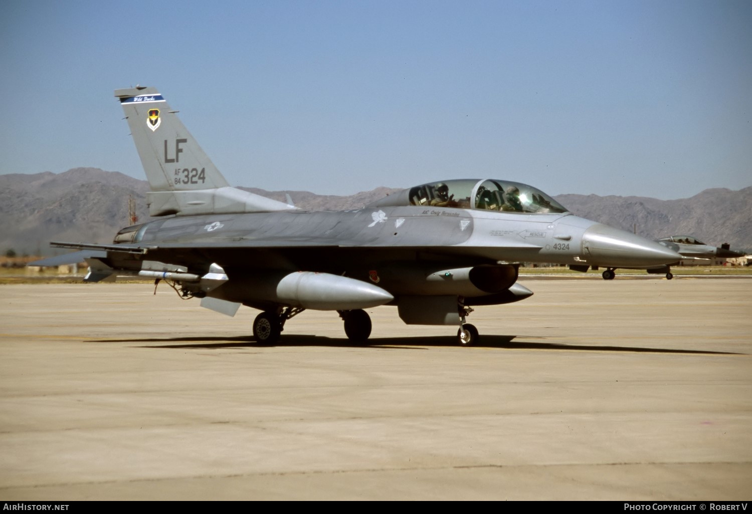 Aircraft Photo of 84-1324 / AF84-324 | General Dynamics F-16D Fighting Falcon | USA - Air Force | AirHistory.net #623193
