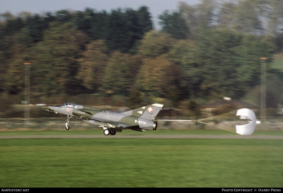 Aircraft Photo of R-2114 | Dassault Mirage IIIRS | Switzerland - Air Force | AirHistory.net #623220
