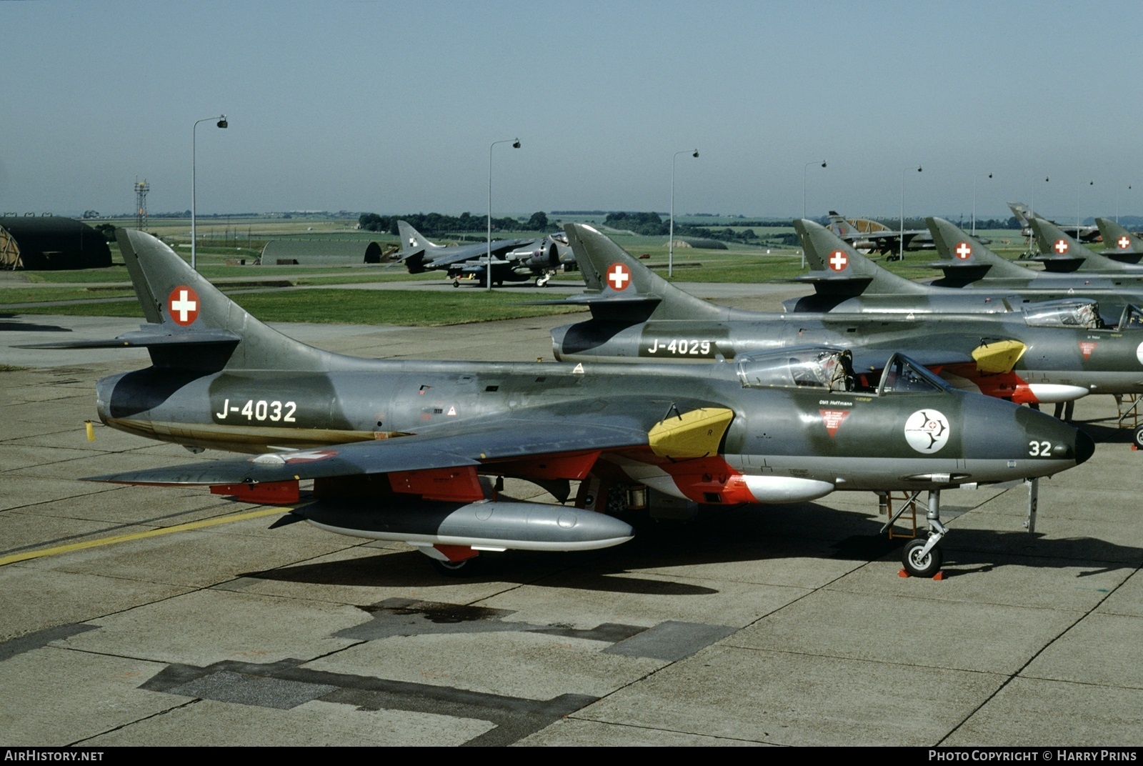 Aircraft Photo of J-4032 | Hawker Hunter F58 | Switzerland - Air Force | AirHistory.net #623265