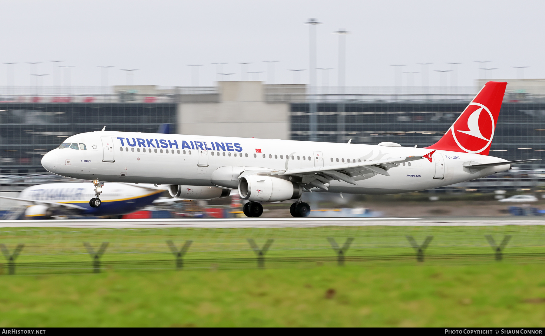 Aircraft Photo of TC-JRU | Airbus A321-231 | Turkish Airlines | AirHistory.net #623346