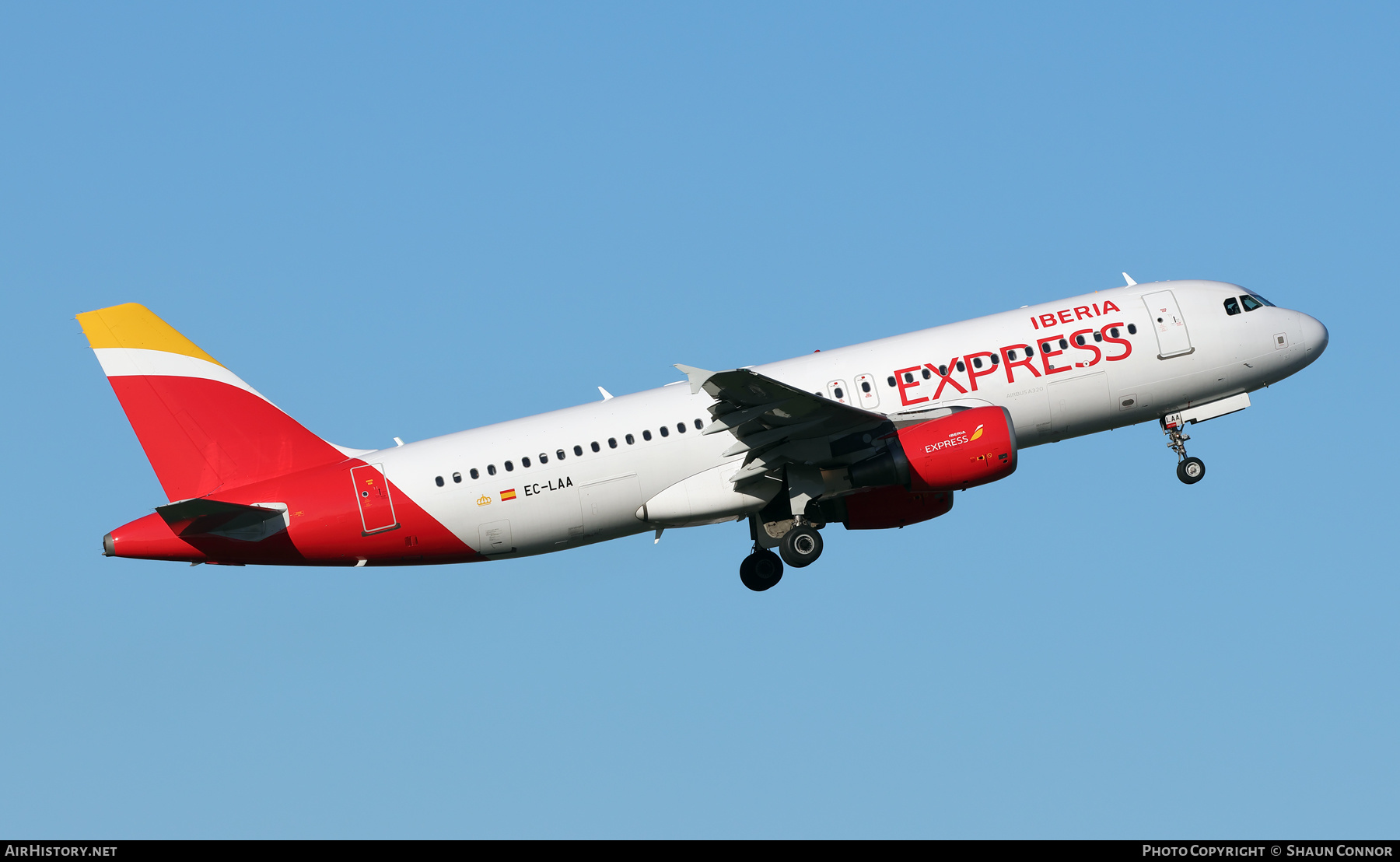 Aircraft Photo of EC-LAA | Airbus A320-214 | Iberia Express | AirHistory.net #623368