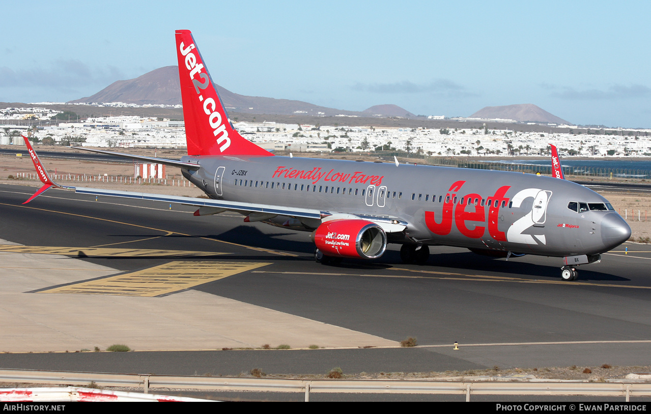 Aircraft Photo of G-JZBX | Boeing 737-8HX | Jet2 | AirHistory.net #623414