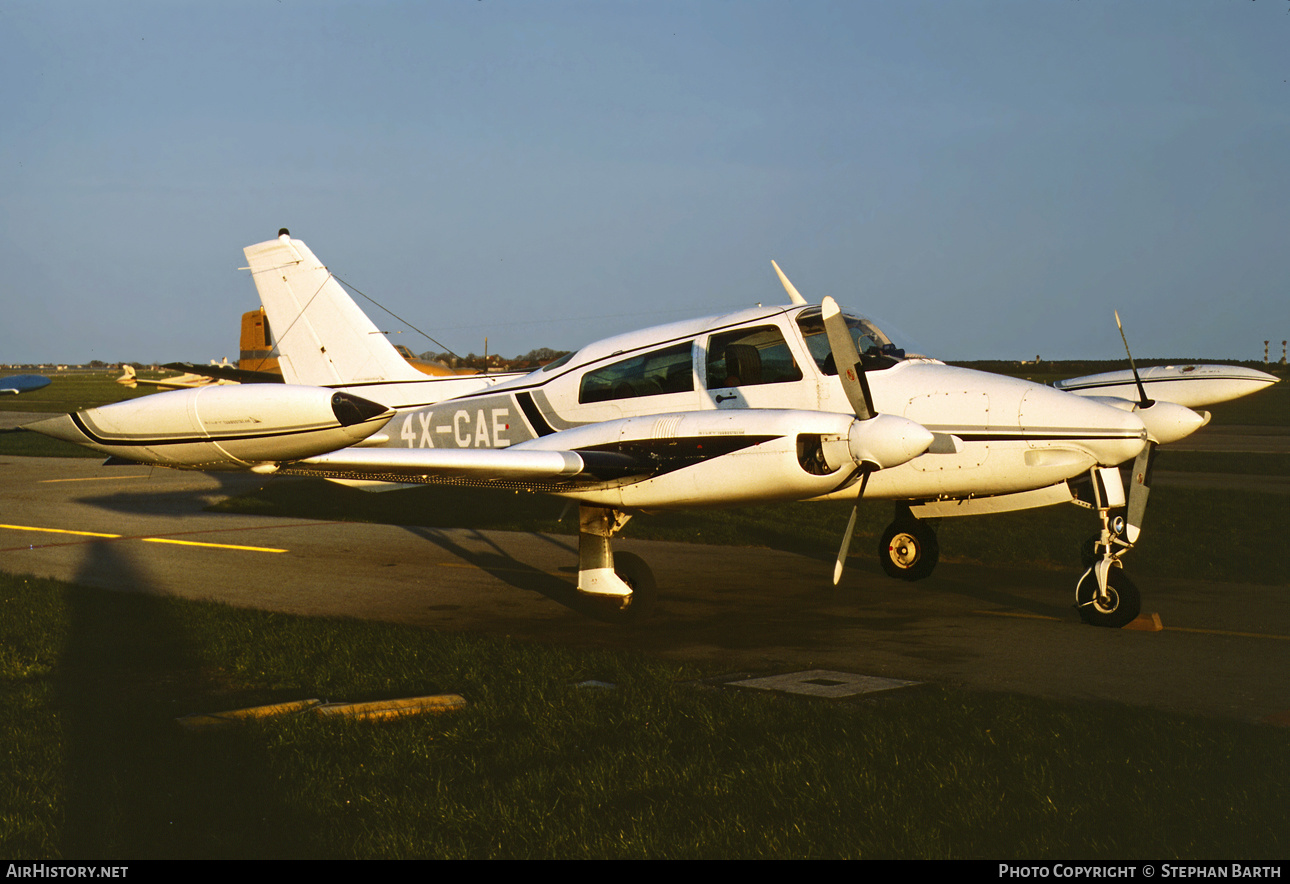 Aircraft Photo of 4X-CAE | Cessna 310Q | AirHistory.net #623443