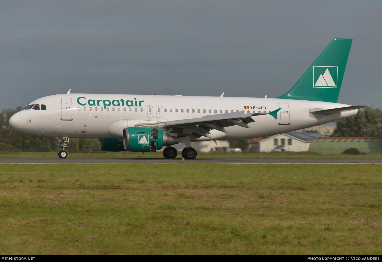 Aircraft Photo of YR-ABB | Airbus A319-112 | Carpatair | AirHistory.net #623548