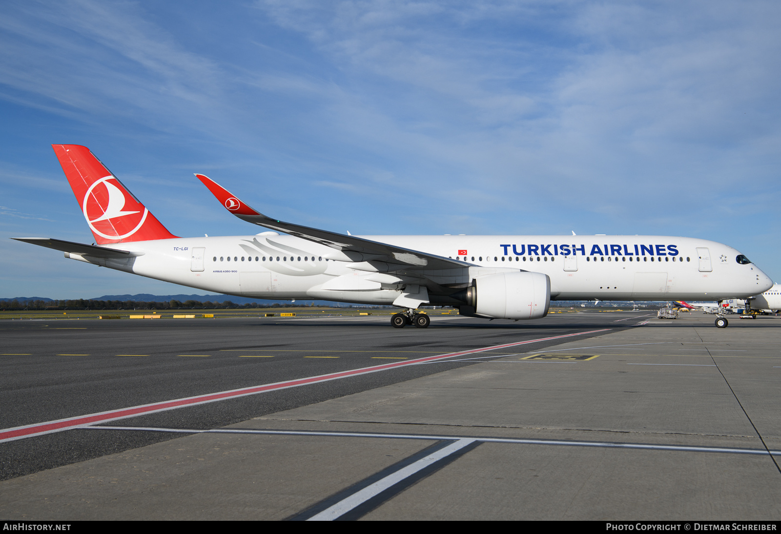 Aircraft Photo of TC-LGI | Airbus A350-941 | Turkish Airlines | AirHistory.net #623585