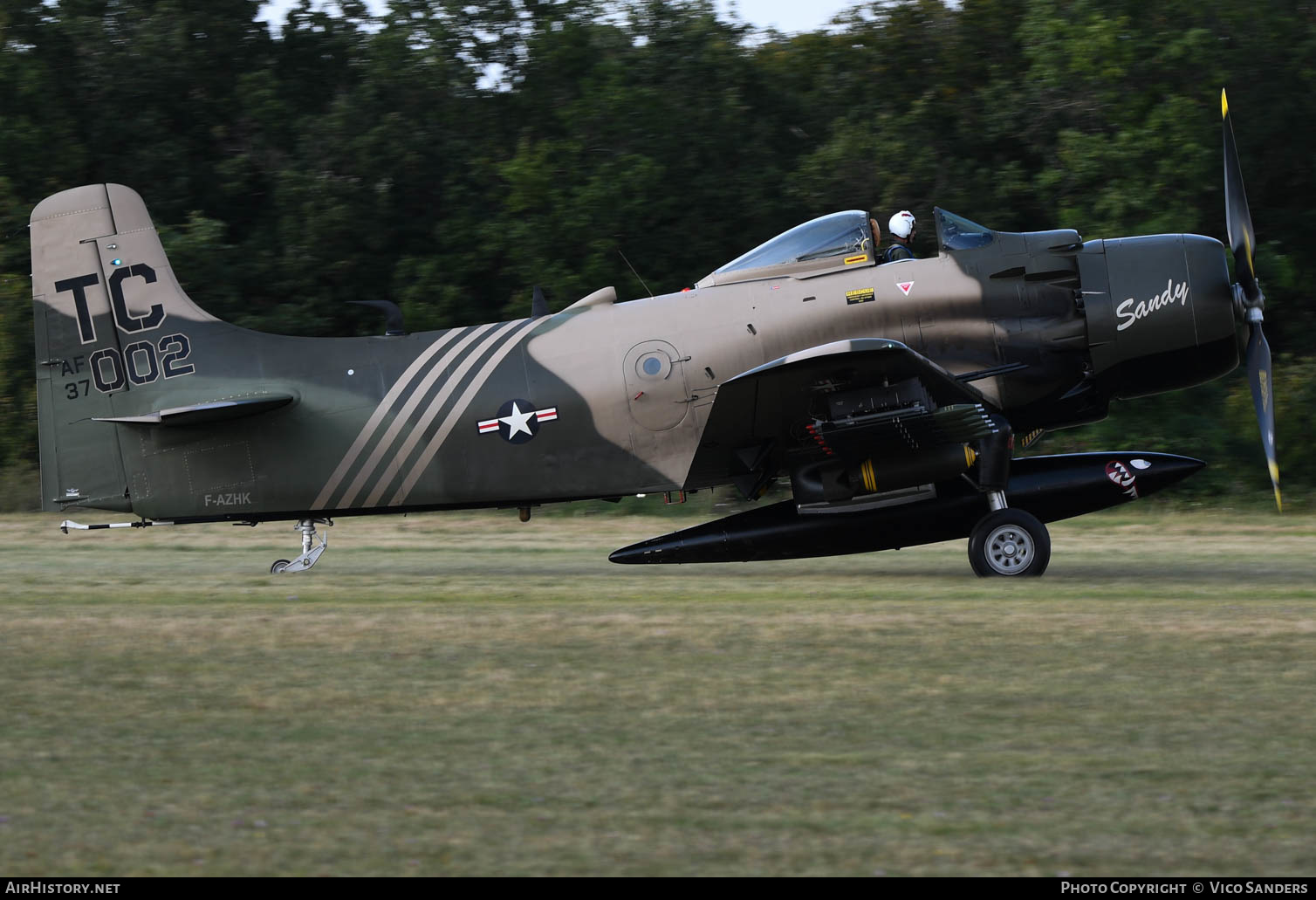 Aircraft Photo of F-AZHK / 37-002 | Douglas A-1D Skyraider (AD-4NA) | USA - Air Force | AirHistory.net #623609