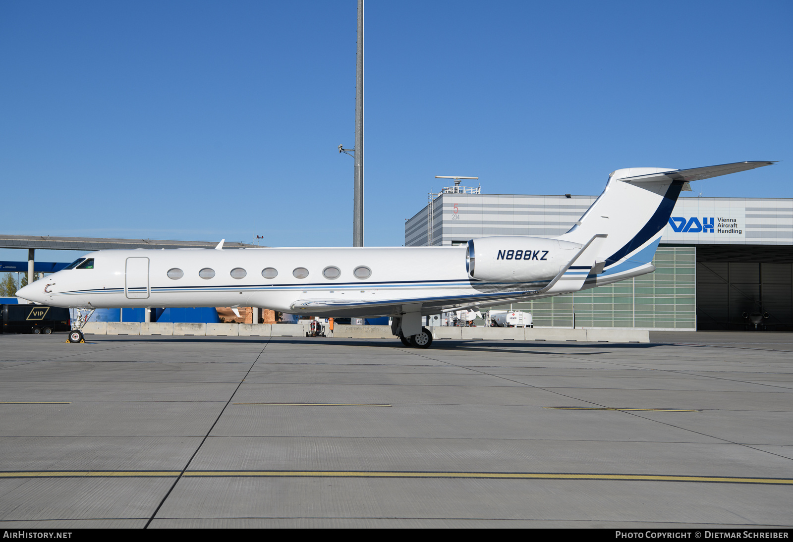Aircraft Photo of N888KZ | Gulfstream Aerospace G-V-SP Gulfstream G550 | AirHistory.net #623620