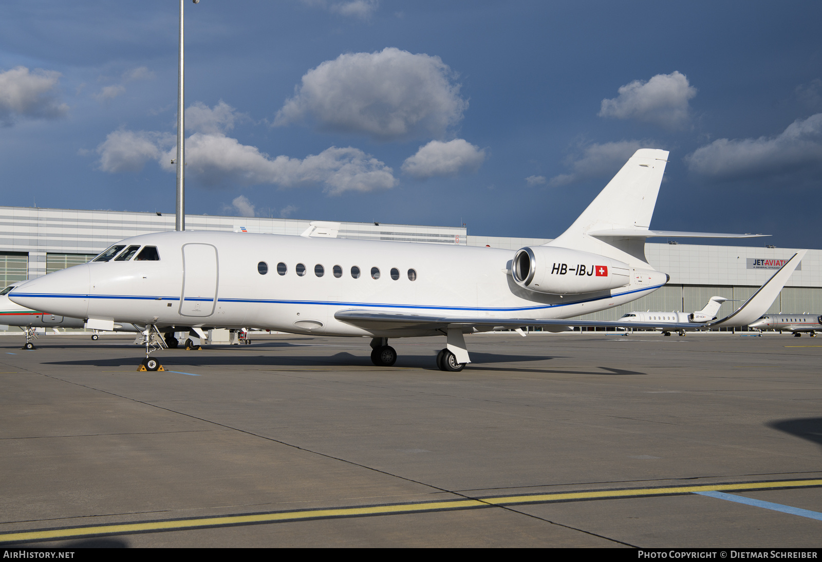 Aircraft Photo of HB-IBJ | Dassault Falcon 2000LX | AirHistory.net #623680