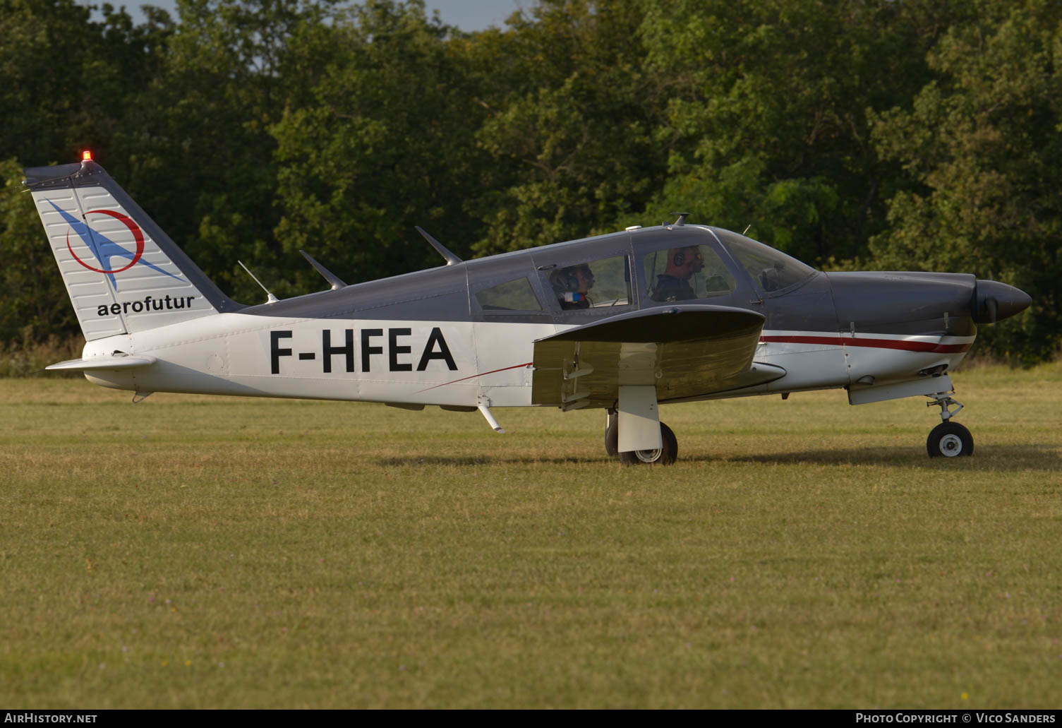 Aircraft Photo of F-HFEA | Piper PA-28R-200 Cherokee Arrow II | Aerofutur | AirHistory.net #623749
