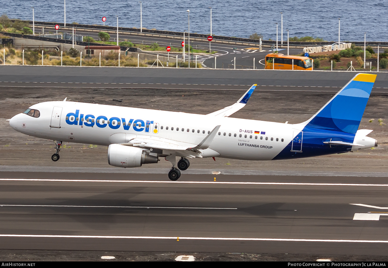 Aircraft Photo of D-AIUS | Airbus A320-214 | Eurowings Discover | AirHistory.net #623794