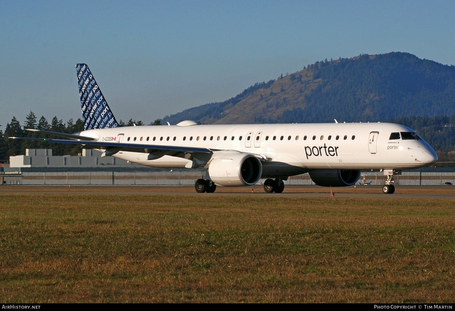 Aircraft Photo of C-GZQE | Embraer 195-E2 (ERJ-190-400) | Porter Airlines | AirHistory.net #623899