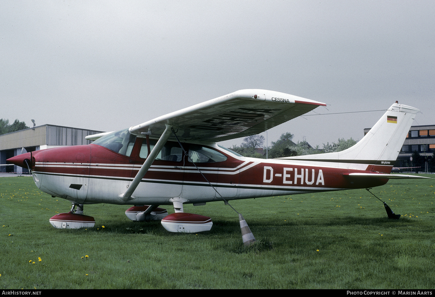 Aircraft Photo of D-EHUA | Cessna 182P Skylane | AirHistory.net #623981