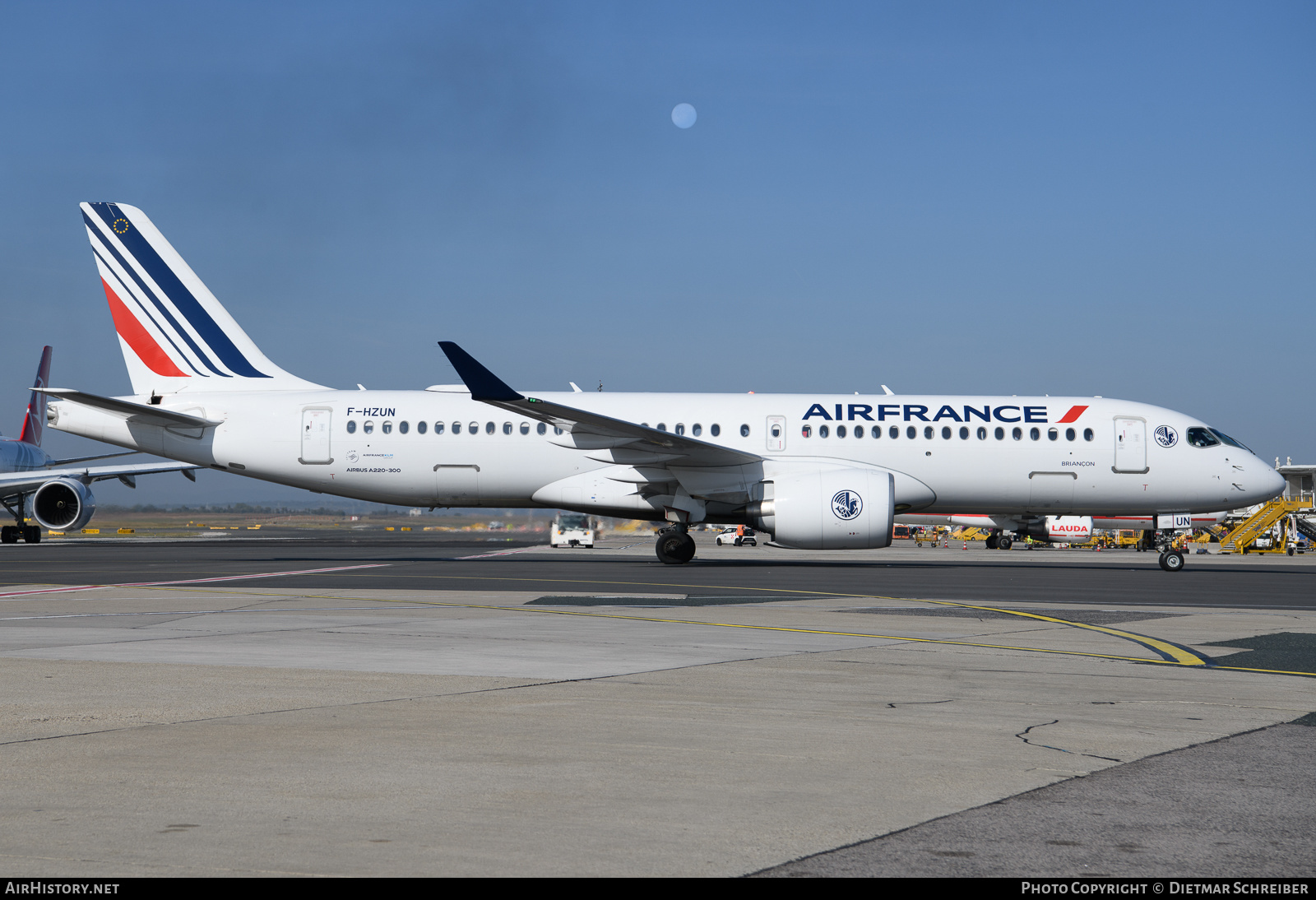 Aircraft Photo of F-HZUN | Airbus A220-371 (BD-500-1A11) | Air France | AirHistory.net #623995