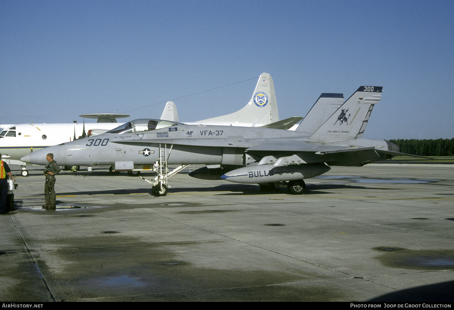 Aircraft Photo of 165181 | McDonnell Douglas F/A-18C Hornet | USA - Navy | AirHistory.net #624056