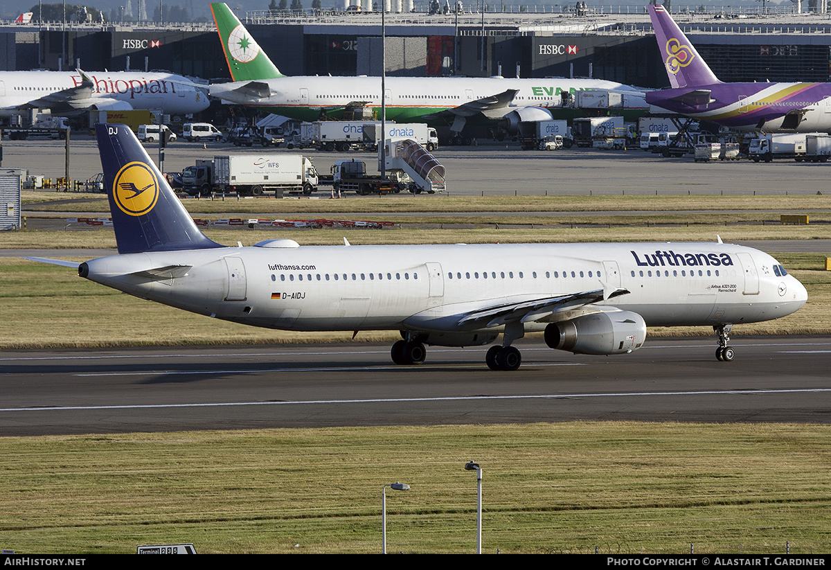 Aircraft Photo of D-AIDJ | Airbus A321-231 | Lufthansa | AirHistory.net #624094