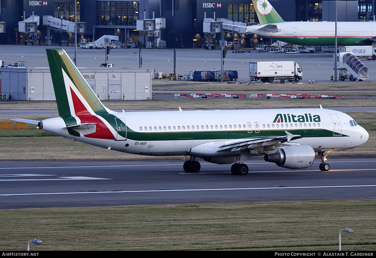 Aircraft Photo of EI-IKF | Airbus A320-214 | Alitalia | AirHistory.net #624102
