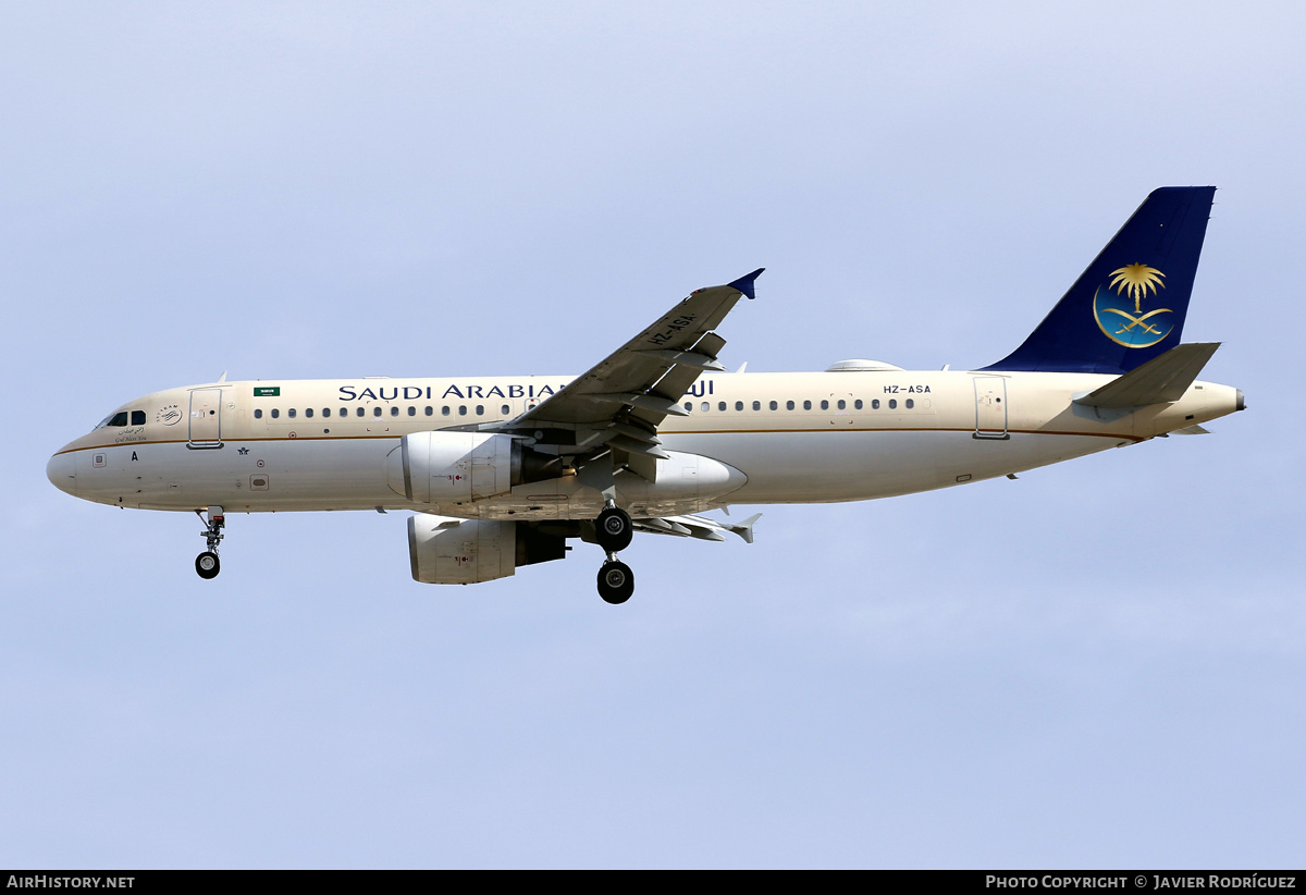 Aircraft Photo of HZ-ASA | Airbus A320-214 | Saudi Arabian Airlines | AirHistory.net #624114