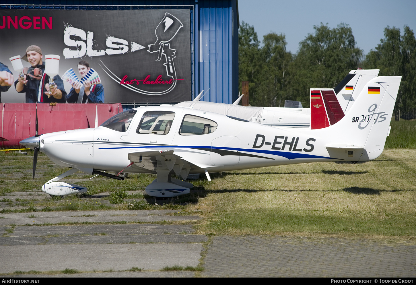 Aircraft Photo of D-EHLS | Cirrus SR-20 G1 | AirHistory.net #624151