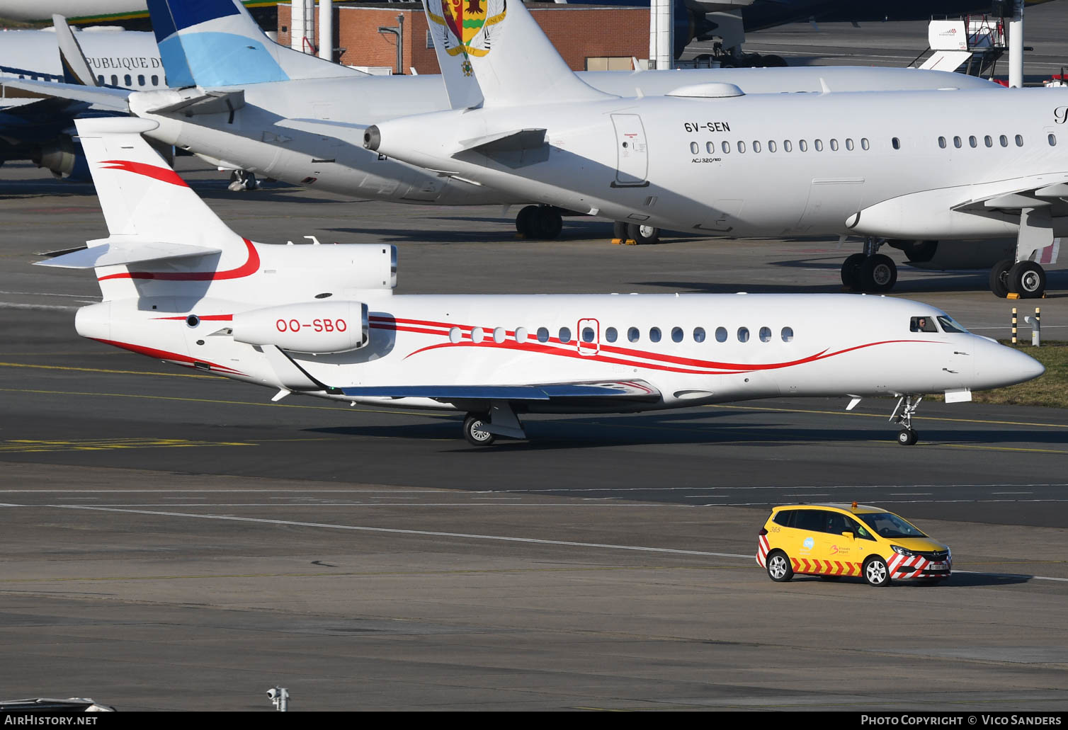 Aircraft Photo of OO-SBO | Dassault Falcon 8X | AirHistory.net #624166