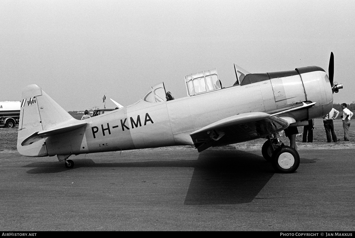 Aircraft Photo of PH-KMA | North American AT-16 Harvard IIB | SBOV - Stichting tot Behoud Oude Vliegtuigen | AirHistory.net #624168