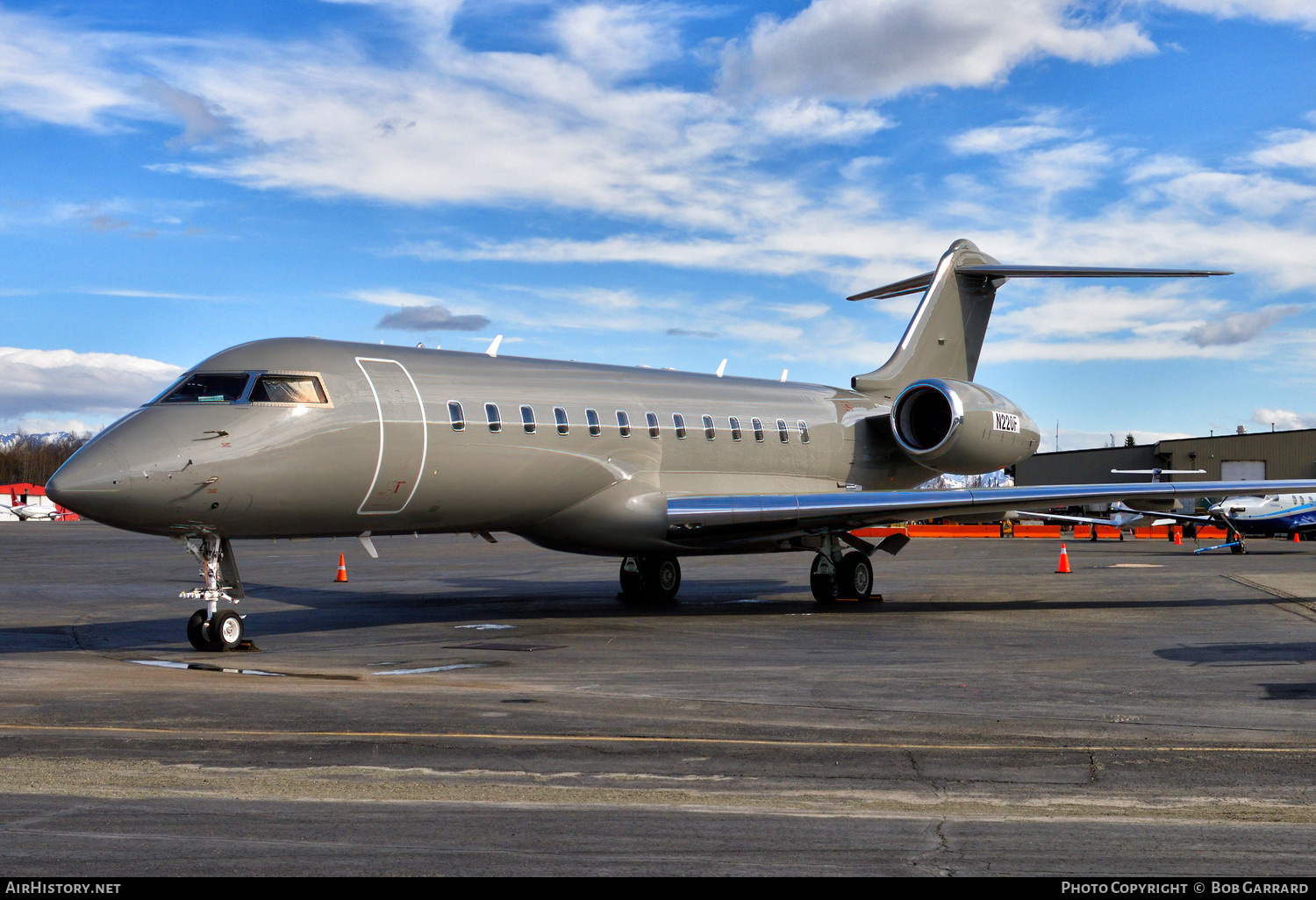 Aircraft Photo of N220F | Bombardier Global Express (BD-700-1A10) | AirHistory.net #624190