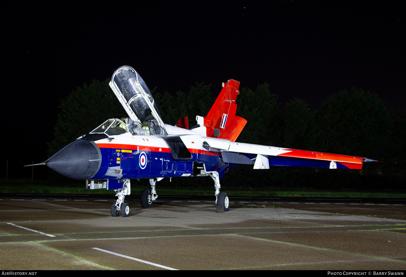 Aircraft Photo of ZA326 | Panavia Tornado GR1P | UK - Air Force | AirHistory.net #624214