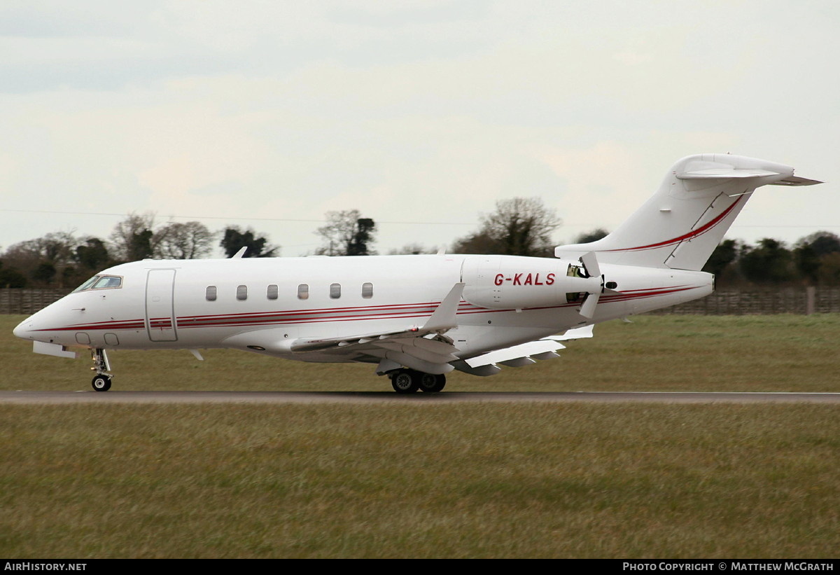 Aircraft Photo of G-KALS | Bombardier Challenger 300 (BD-100-1A10) | AirHistory.net #624231