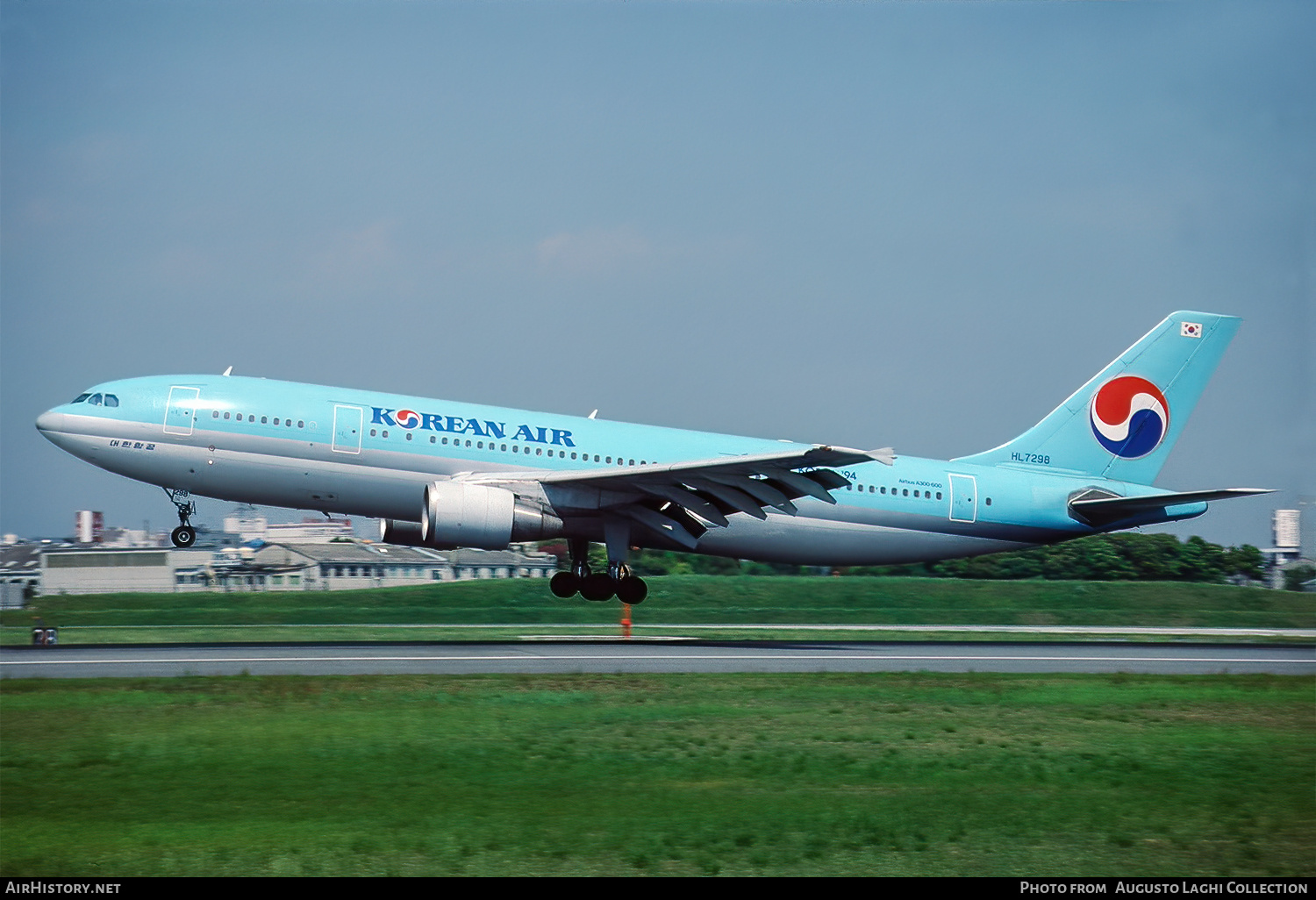 Aircraft Photo of HL7298 | Airbus A300B4-622R | Korean Air | AirHistory.net #624236